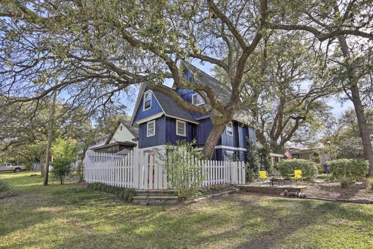 Coastal, Walkable Home In Historic Southport! Luaran gambar